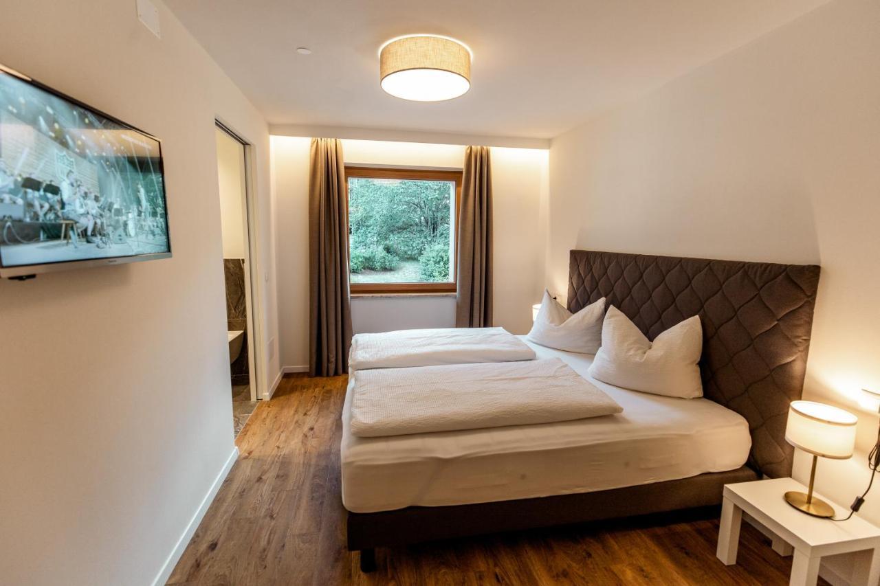 Tyrol Living & Cafe Apartment Нова Леванте Екстериор снимка