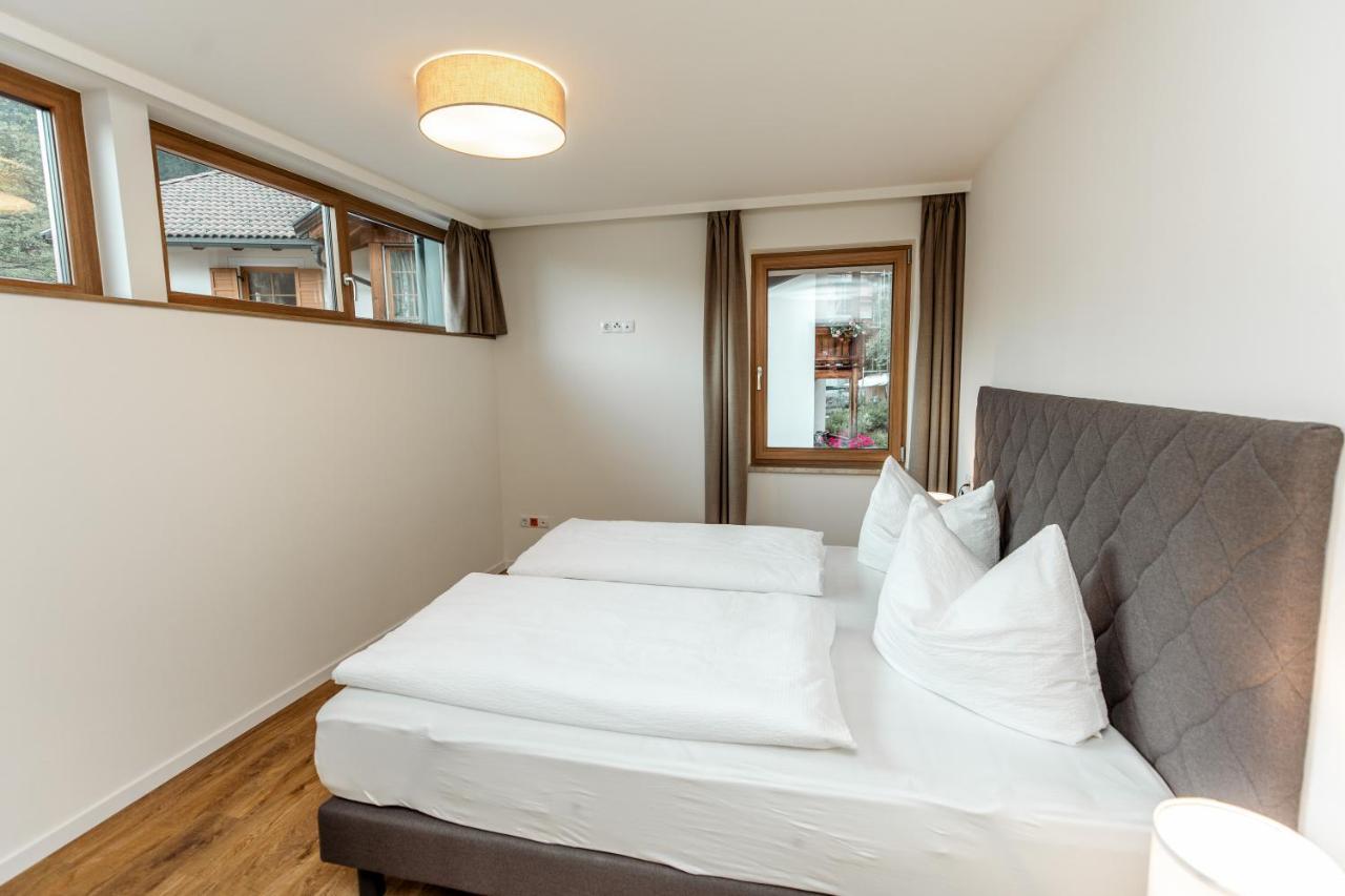 Tyrol Living & Cafe Apartment Нова Леванте Екстериор снимка