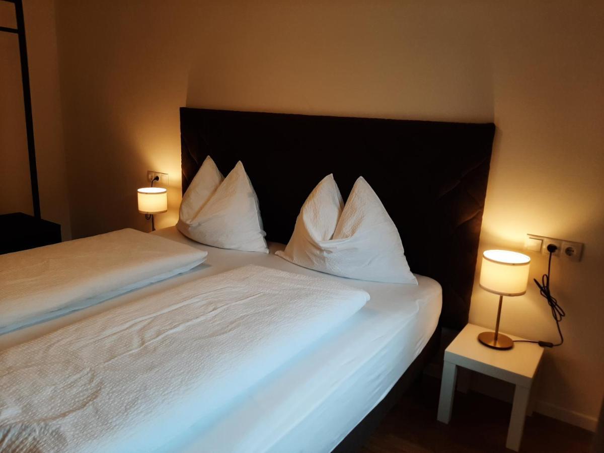 Tyrol Living & Cafe Apartment Нова Леванте Екстериор снимка