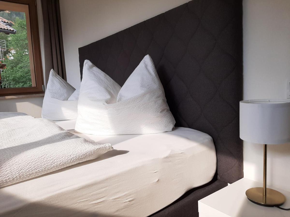 Tyrol Living & Cafe Apartment Нова Леванте Екстериор снимка